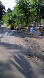 GOTONG ROYONG TAMBAL JALAN